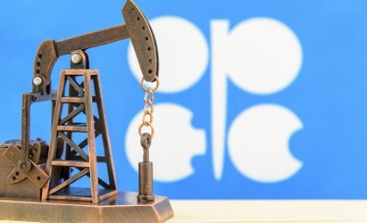 OPEC's spare capacity benefits the global economy by $200 billion annually (2)